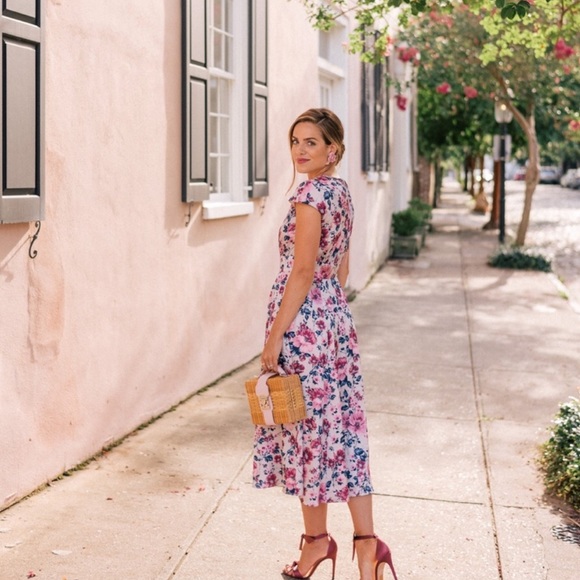 Gal Meets Glam Julia Floral Pink Midi Dress 4 - Picture 4 of 8